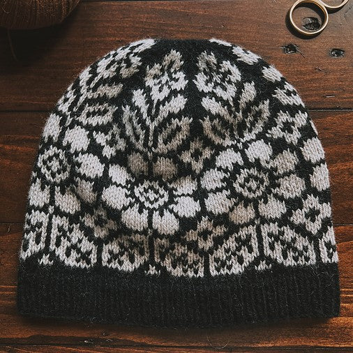 Alpine Bloom Hat: My 1st Fair Isle Class